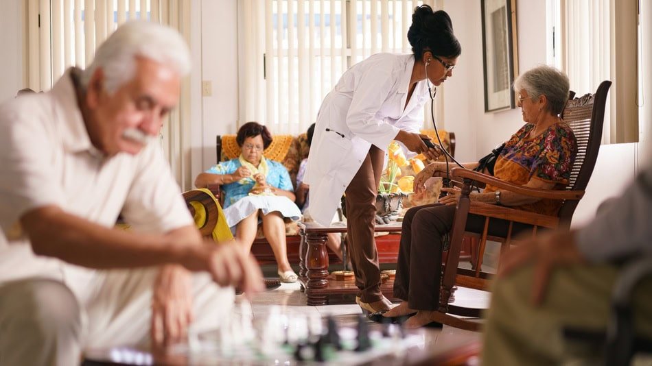 CUIDADO DE ADULTO MAYOR +15 vacantes disponibles| POSTULA YA!!!